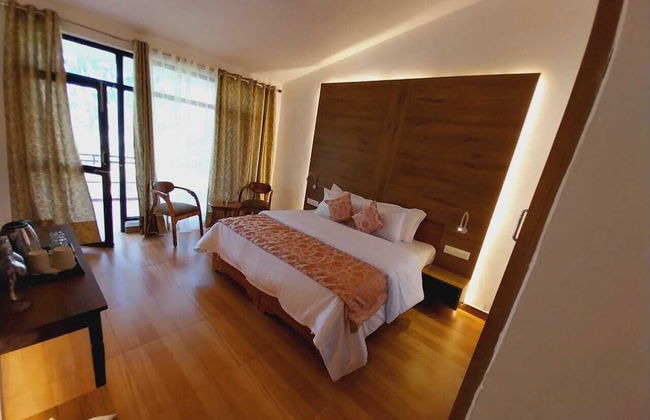 Crestmont Snow View Resort Ranikhet - Foto 2