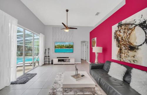 New 5 bedroom Disney Sanctuary - Photo 23