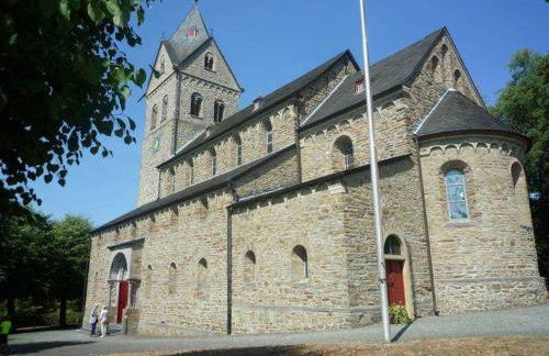 Ferienhaus im Grünen - NEU mit E-Auto Ladesäule - Foto 3