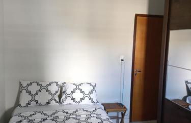 Casa Inteira Perto de tudo com 3Quartos 1Suíte Wifi Rápida e Garagem Privativa - Foto 16