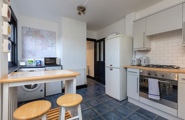 Serene and Spacious 1 Bedroom Garden Flat in Clapton - Foto 11