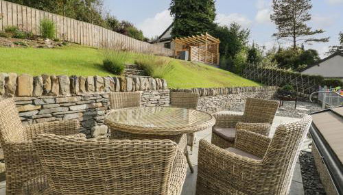 Bishop Fell - Foto 2