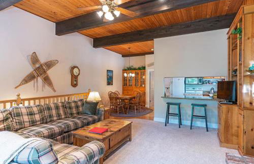 223 Forest Pines short walk to bike path and the Hyatt Casino - Foto 3