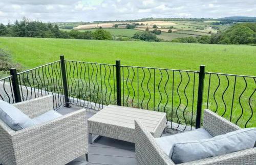 Hillview Haven - Photo 18