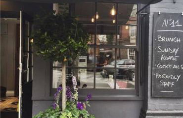 Stunning Grand 2 bed, 2 bath apartment, - Foto 10