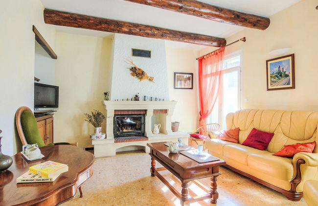 3 bedroom House in Althen-des-Paluds with private pool and garden - Photo 7