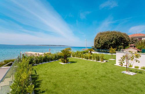 Apartments Mandre - Photo 12