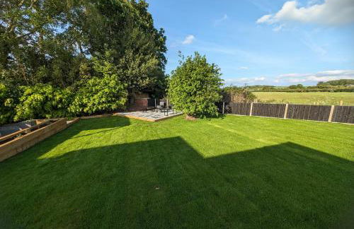 Hoot Hollow - Hot Tub Hideaway - Foto 29