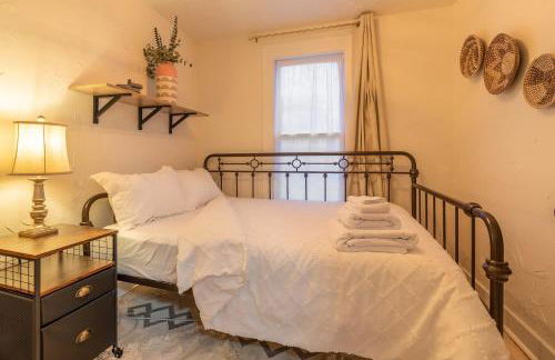 Roof Top Deck Near the Beach Dog Friendly - Photo 23