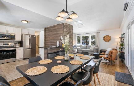 Birchwood by Avantstay Game Room + Lake Access - Foto 16