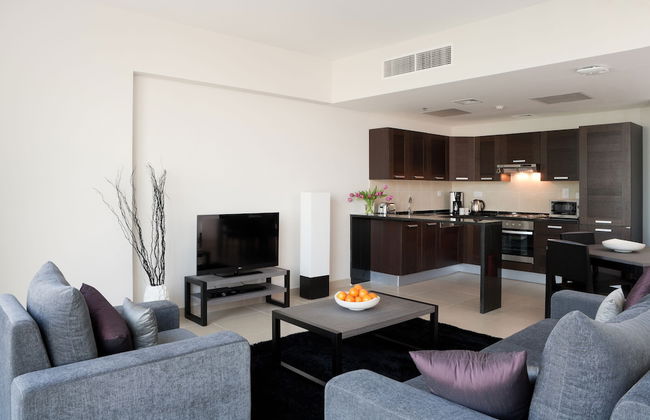 Nassima Tower Hotel Apartments - Photo 36