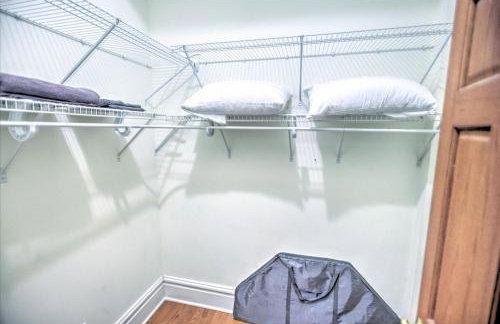 Cozy townhouse, 1-mi from the heart of Soulard! - Foto 23
