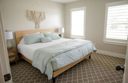 Huge immaculate home! Memories await! - Photo 5