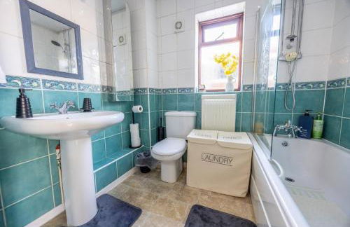 Chic and Cozy, 3 Min from Kingsholm, Parking Incl - Foto 6