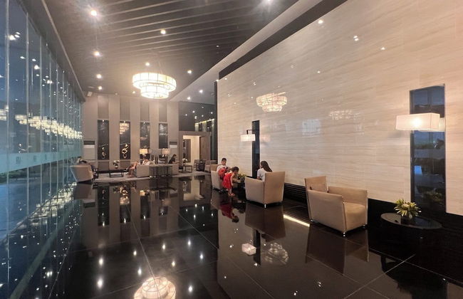 Makati Center Prime Accommodations - Foto 2