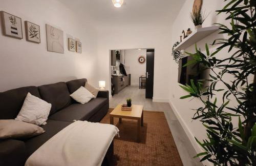 SuperValue Suite 6 - Fast WiFi, Hotel Linen, Keyless Entry, City only 10 Mins - BY PROPERTY PROMISE - Foto 5