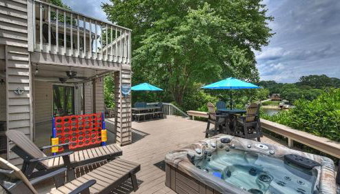 Lakefront w/ Private Dock + Hot Tub Pontoon Rental Butler Bliss by Avantstay - Foto 4, Other