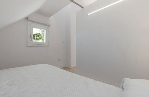 Prime Location Penthouse with Stunning Sea Views - Foto 28