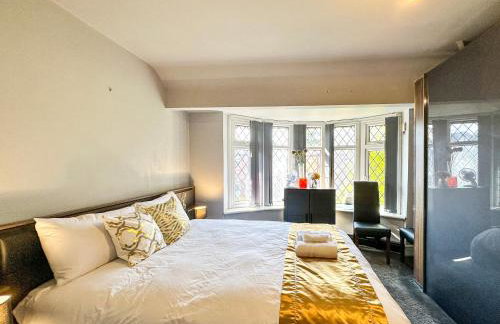 5BR Manchester Home Jacuzzi, Garden & Parking - Foto 22