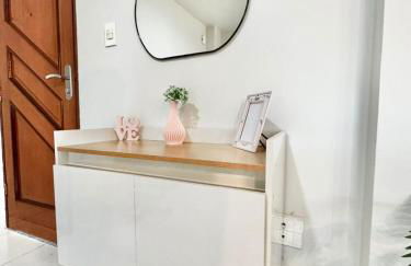 Ape Elegance com ar condicionado cama queen no centro - Foto 18