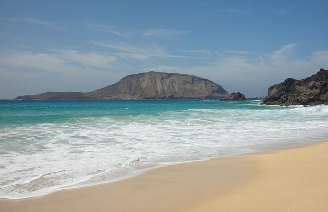 Traghetto Express per l'isola di La Graciosa - Trasferimento in autobus e biglietto del traghetto - Foto 1