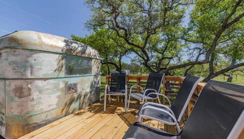 Charming Luxurious Airstream Beautifully Design with Indoor Bath in Texas - Foto 4