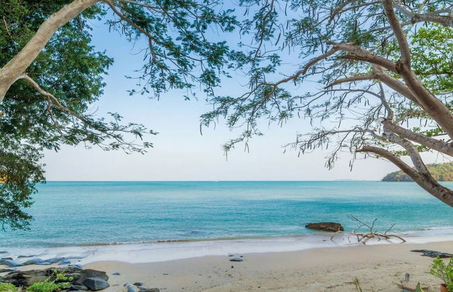 Koh Sirey Beachfront Pool Villa - Foto 31