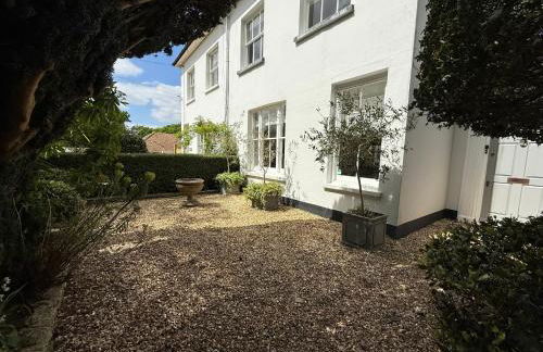 Tranquil Seaside Cottage by NewFo - Photo 71