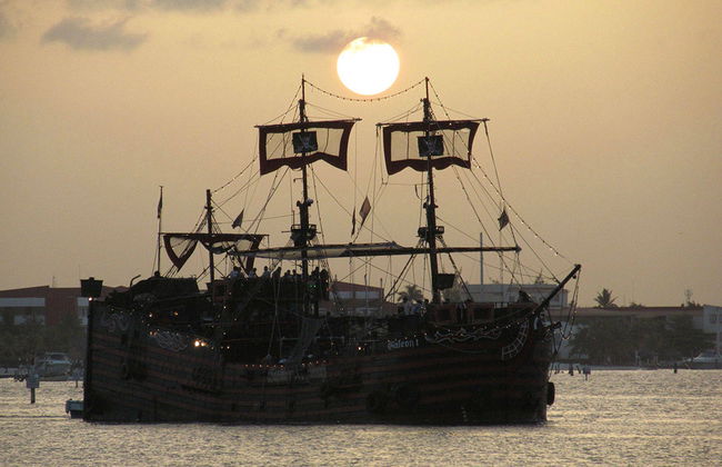 Captain Hook Show Piraten und Abendessen - Foto 2