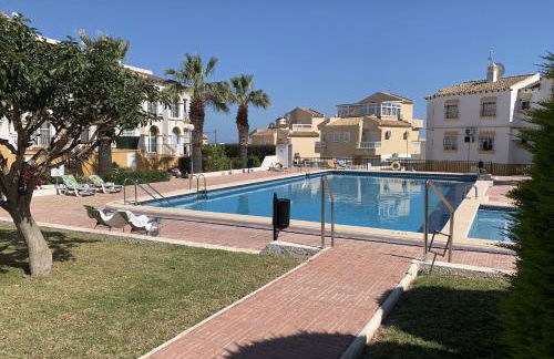 Las Carolinas residence with pool - Foto 15