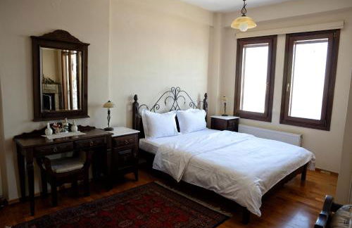 Anthemion - Photo 16