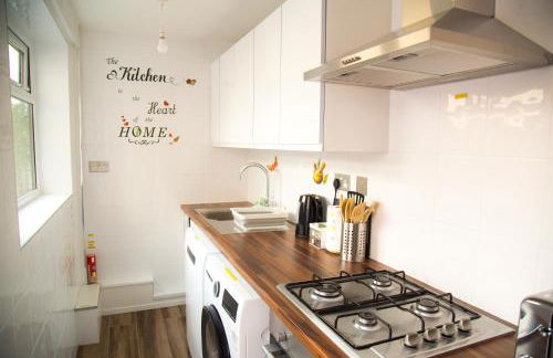 Lucky Home 24 - Ideal for Trade & Family - 2 Bedrooms - 3 Beds - Max 4 Guests - Close to BAE, Docks, Lake District, Beaches - Foto 17