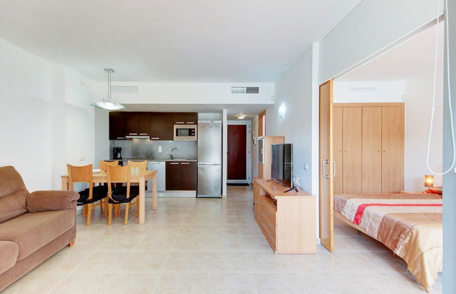 Apartment in Roses Near the Beach - Photo 10