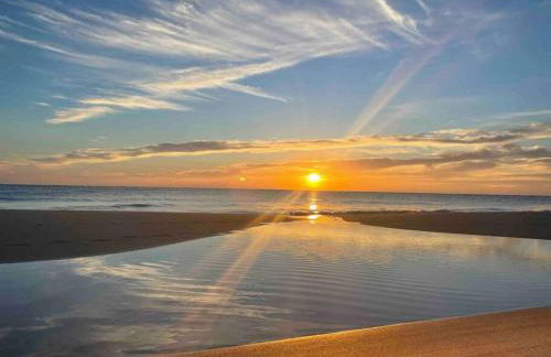 Htd Saltwater Pool! Walk to BEACH! PingPong! BBQ! - Foto 67