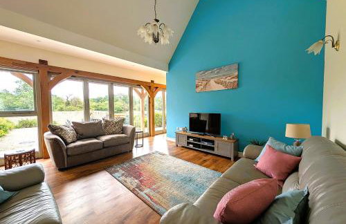 The Poppies - Photo 9