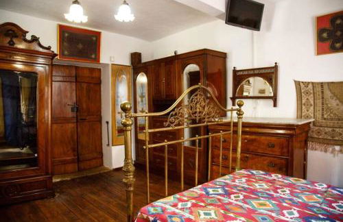 PONTINOS OLD HOUSE - Photo 20