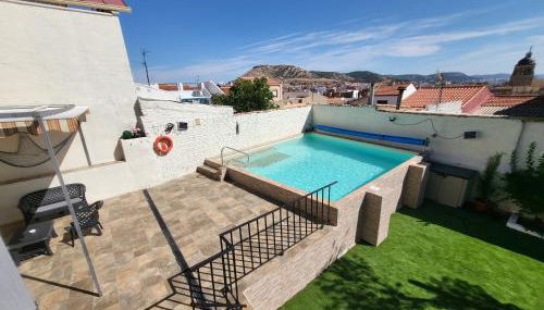 Casa Oasis Puertollano, una casa en un entorno rural en Puertollano, agradable, con Piscina en zona tranquila - Foto 5