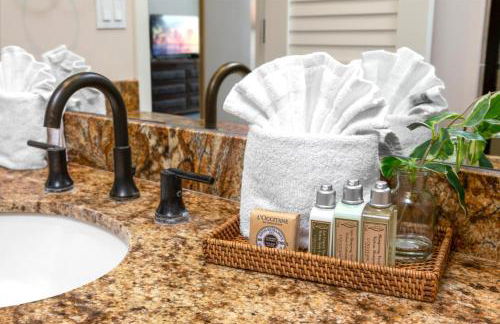 The Whaler, Studio with Stunning Ocean Views! Complimentary Rental Car Included! WH1-1218 by KBM - Photo 106