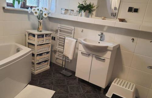 Komfortowy apartament nad Zalewem Sulejowskim - Foto 13