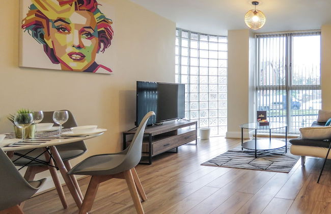 Park Central Two Bedroom & Parking - Foto 1