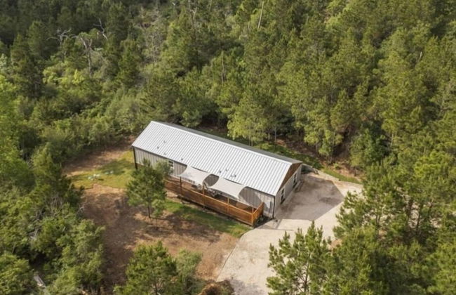 Modern Cabin in Pine Forest Near Austin - Foto 23