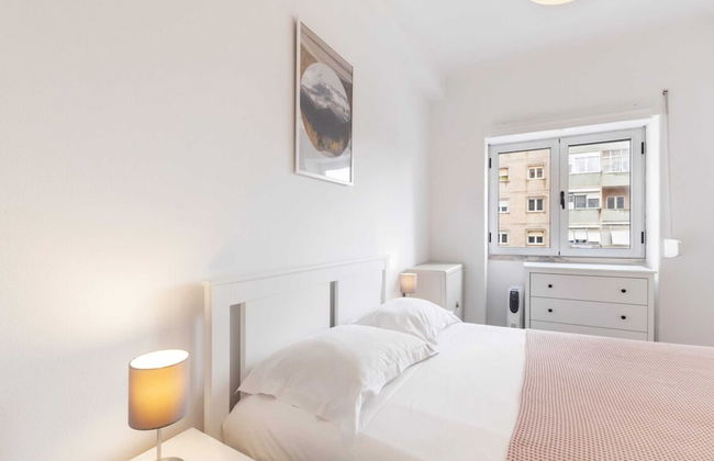 Beautiful 1 Bedroom Apartment Near Benfica - Foto 3