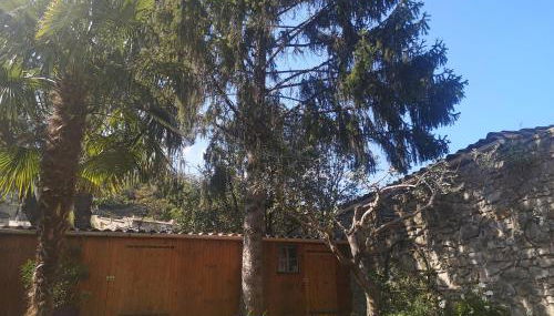 Logement cosy verdoyant RDC avec piscine - Photo 1