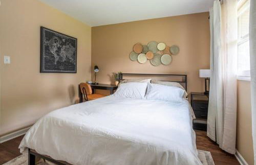 Entire Home on the water, 2 kayaks, Game room, Firepit, BBQ grill, Netflix WiFi - Foto 47