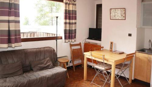 Calme Appartement 2 Pièces, 6 Personnes, Terrasse, Les Orres - FR-1-322-485 - Foto 2