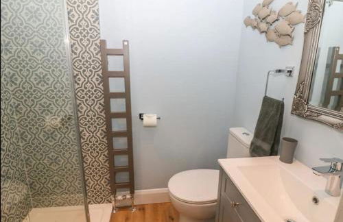 Sunshine Cottage Tideswell, Games room included. - Foto 19