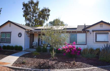 Cozy chic farmhouse! Perfect for park explorers! - Foto 1