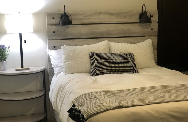 Eagle Pass Condo Rentals - Photo 3