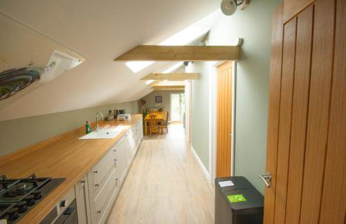 Luxury three bedroom property with hot tub - Foto 7