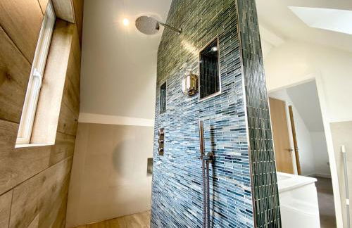 Trewhiddle Retreat V9 by Together Travel - Luxury 4-Bedroom Villa - Foto 18